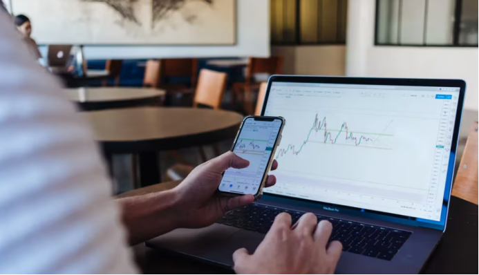 OnChain 分析显示，比特币的潜在反弹可能面临 65,000 美元的阻力缩略图